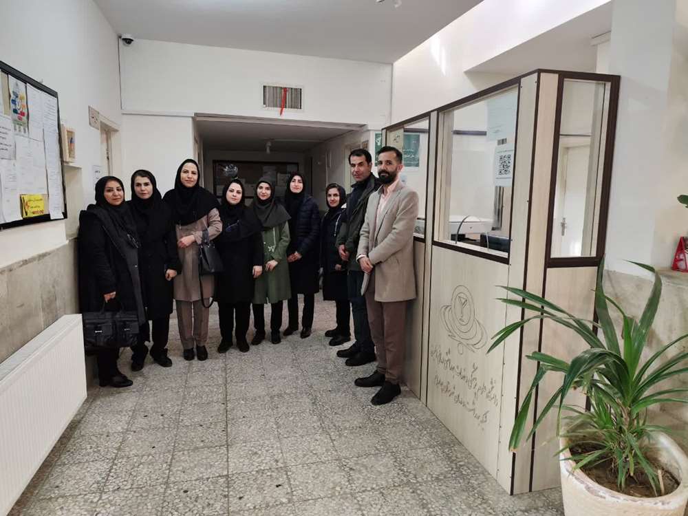 بازدید نوروزی خانم  دکتر فشی 